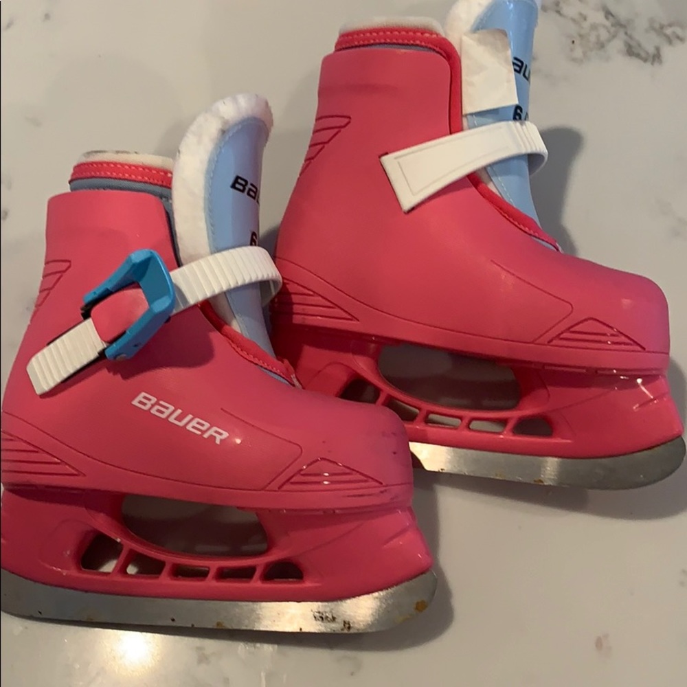 Toddler ice skates